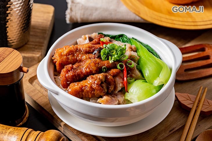 鳳爪排骨盅頭飯