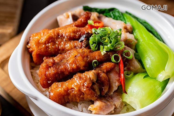 鳳爪排骨盅頭飯