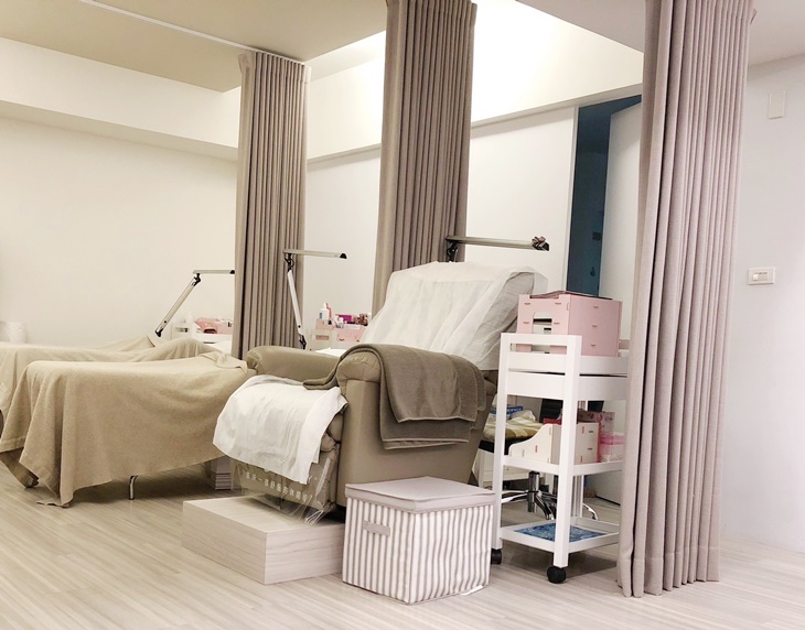 倉田明奈美睫 美甲