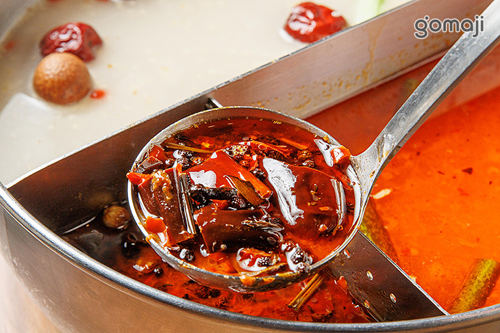 經典辣味鍋&養生白味鍋