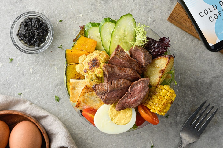 炙燒黑松露菲力牛能量碗