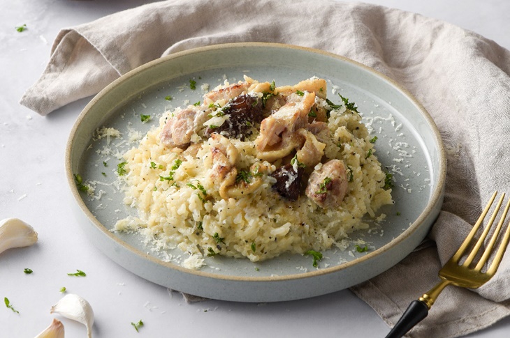 黑松露帕瑪森起司嫩雞燉飯