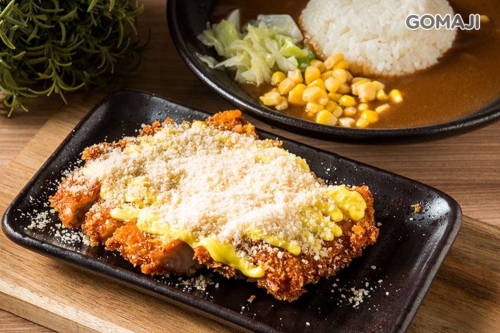 日式咖哩招牌起司里脊豬排飯