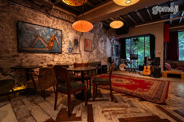 紅房餐酒館 Red Room Rendezvous