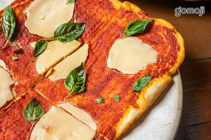 披薩(番茄起司)