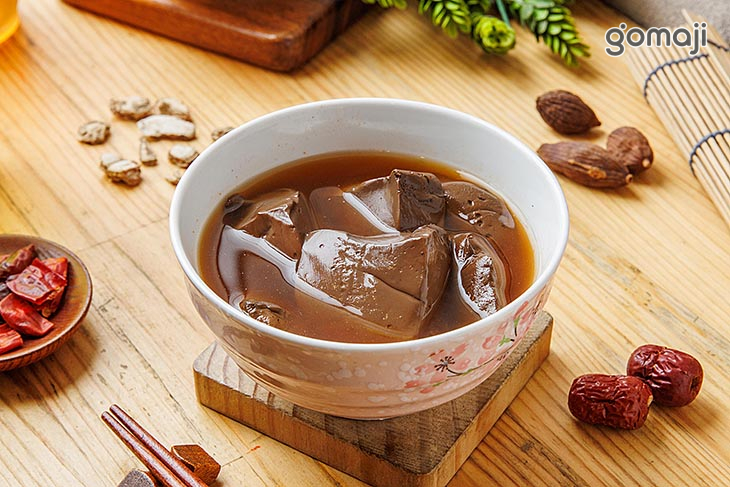 麻辣滷鴨血