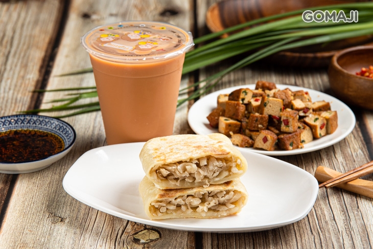 蘿蔔絲盒+豆干丁+泰式奶茶