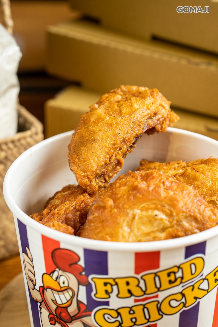 B.六塊炸雞歡樂分享桶