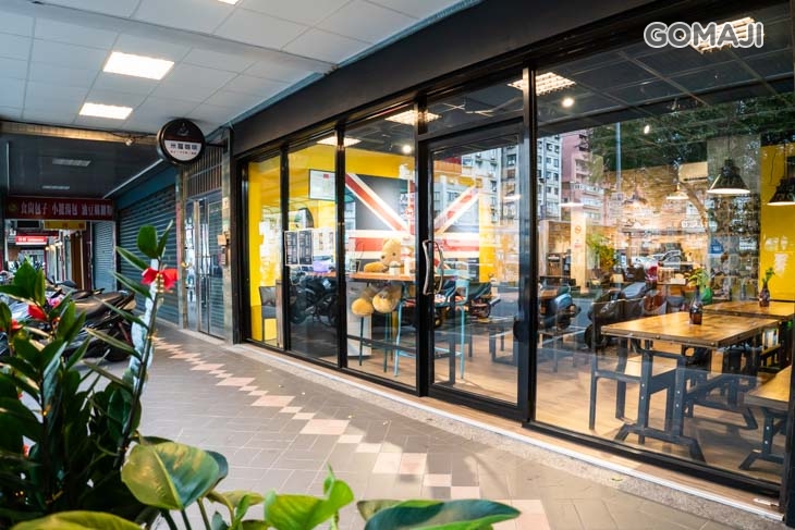 米蘿咖啡Mirror 32 Café