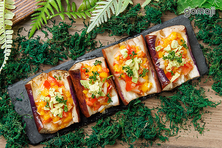 茄子吐司佐蜜桃莎莎醬