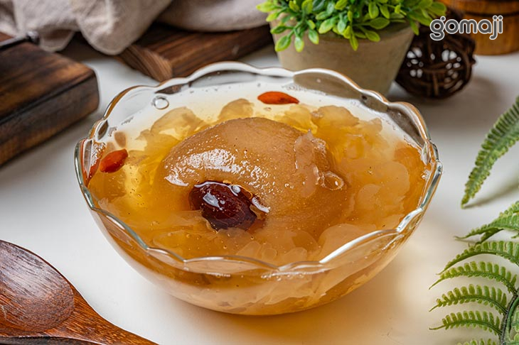 冰糖銀耳燉雪梨