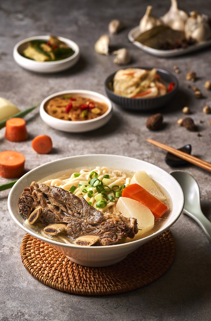 招牌清燉牛骨麵