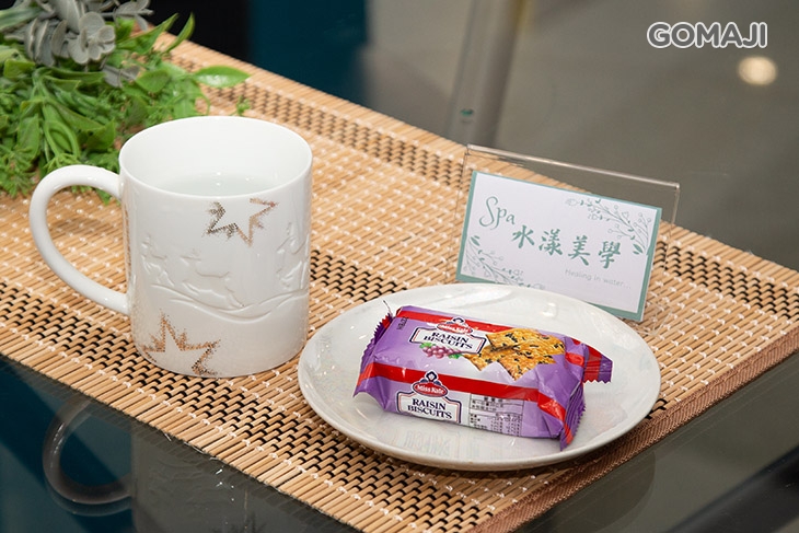 提供小分子天泉活水 + 小點心