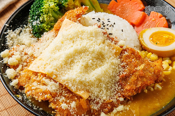 起司豬排咖哩飯