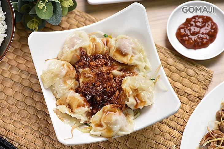 鮮肉餛飩