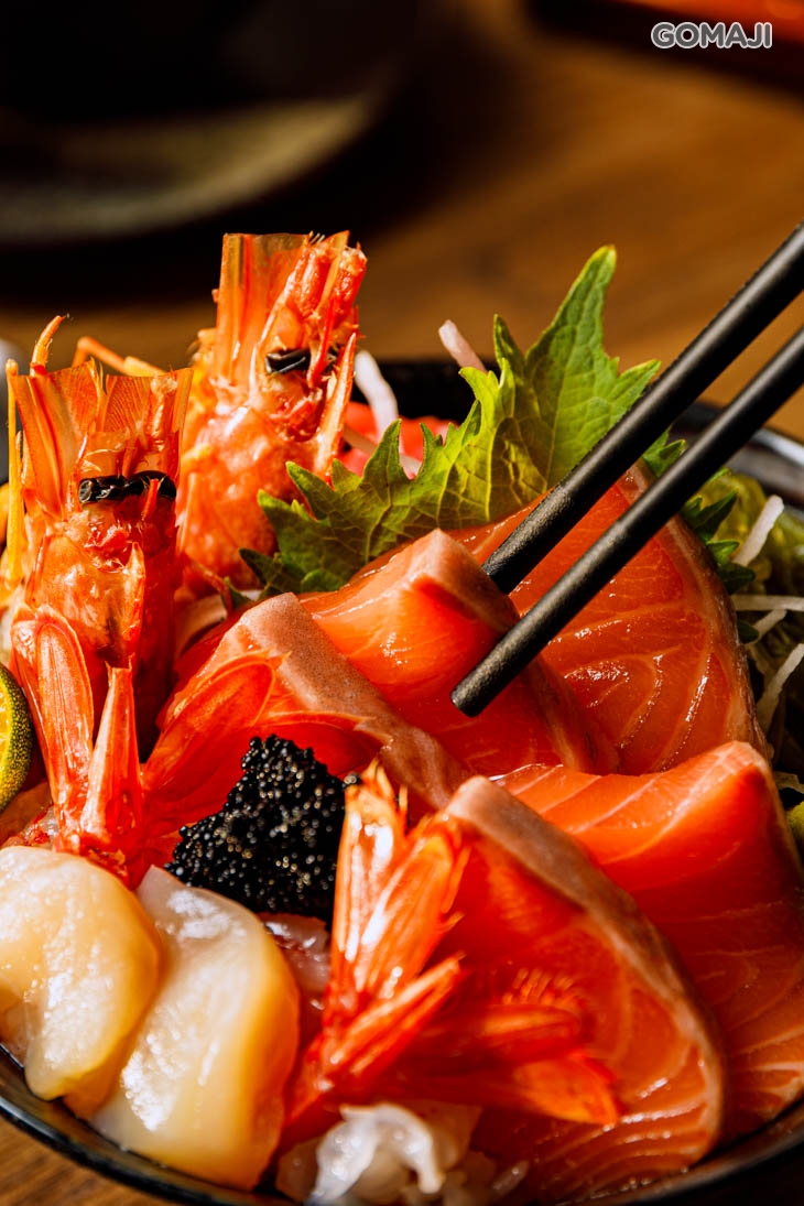 甜蝦鮭魚干貝丼單人套餐