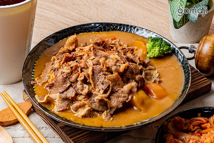 牛肉咖哩