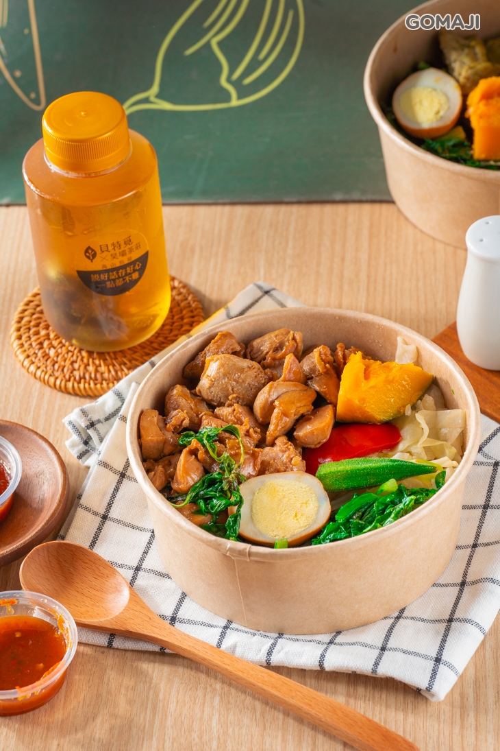 三杯雞腿丁餐盒+四季春茶