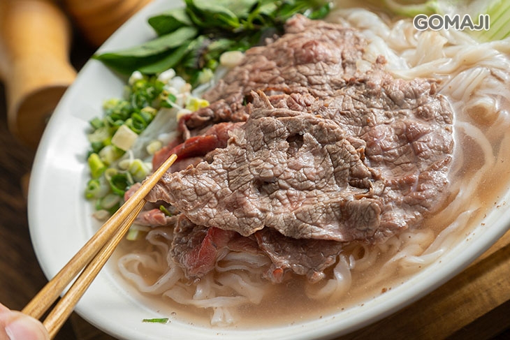 河粉牛肉湯