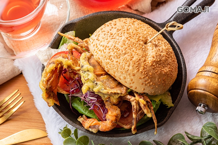 酥炸軟殼蟹堡佐明太子美乃滋