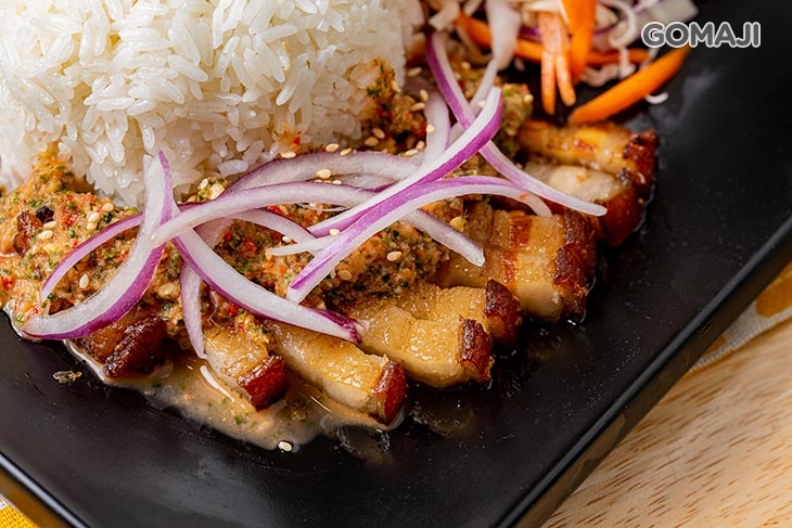 泰式秘製豬肉飯