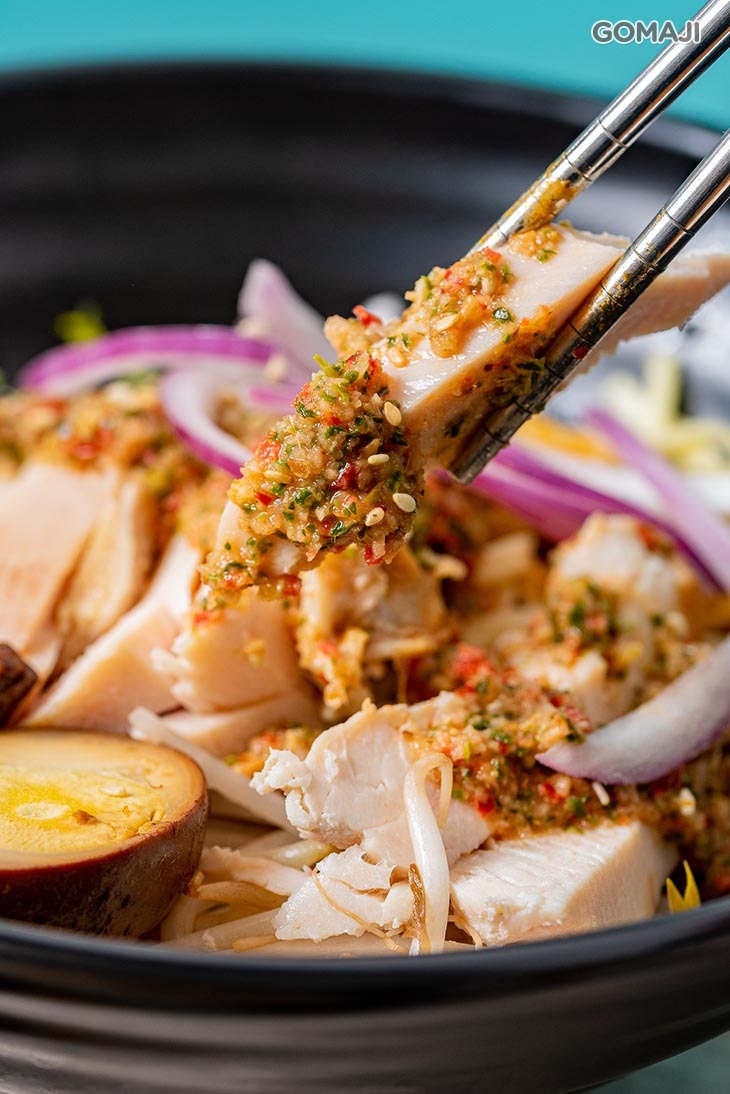 泰式酸辣雞肉乾拌麵