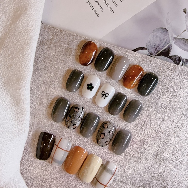 造型設計款凝膠美甲30選1(可換底色)