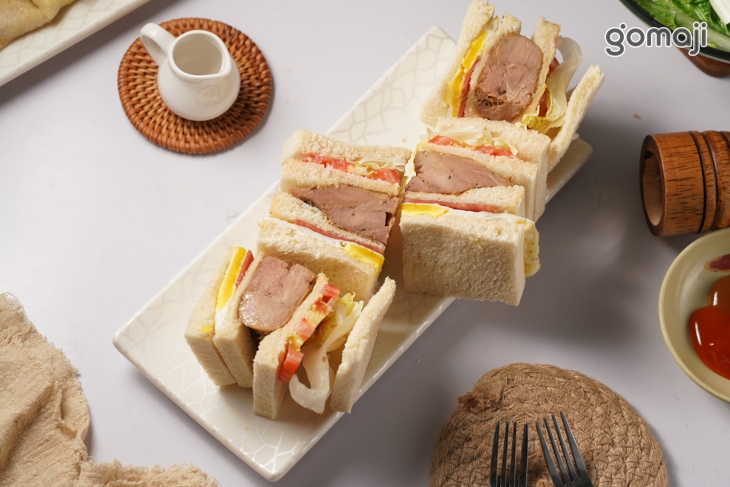 迷迭香雞排總匯 