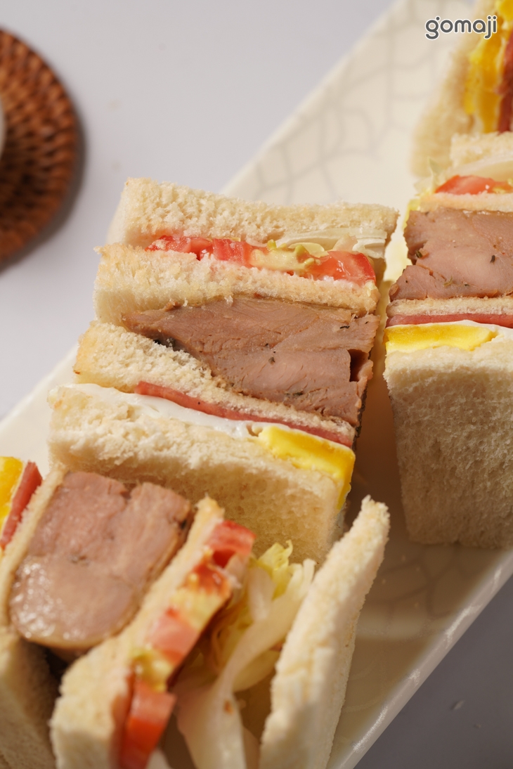 迷迭香雞排總匯 