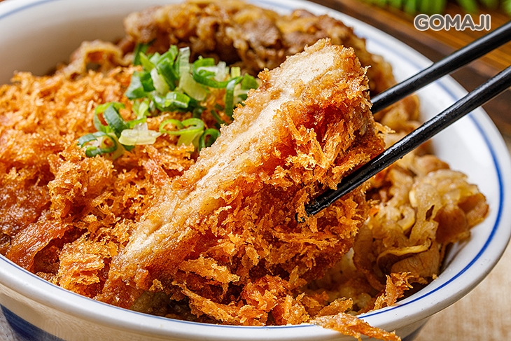 壽喜牛雞排丼一份