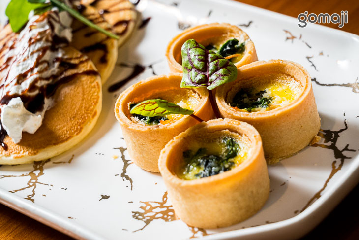 雞蛋仔、煎餅、菠菜雞肉鹹塔