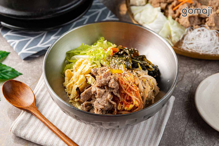 蔬菜拌飯