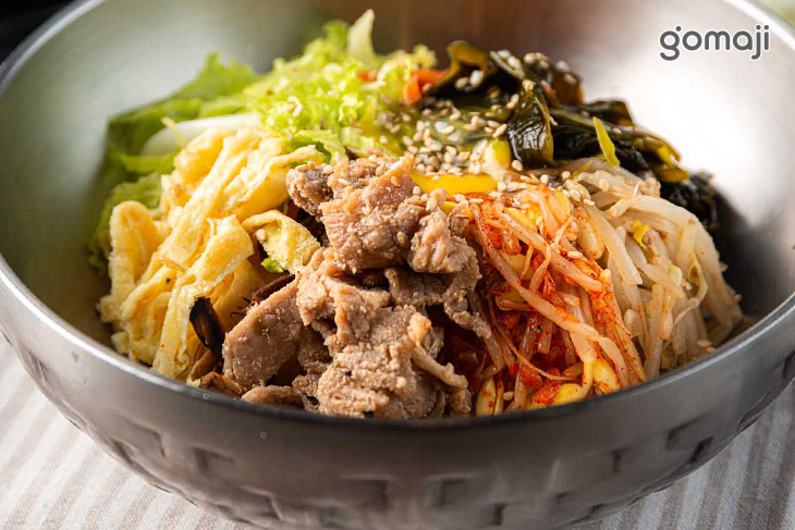 蔬菜拌飯