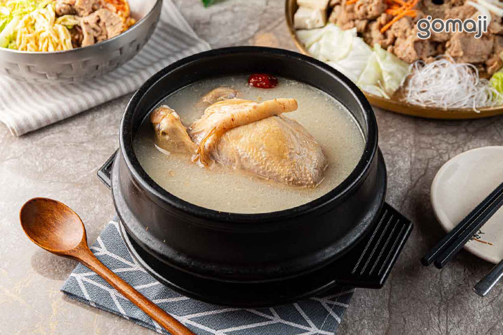 人蔘雞湯