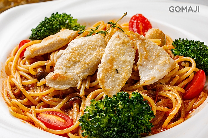 田園蕃茄雞肉義大利麵