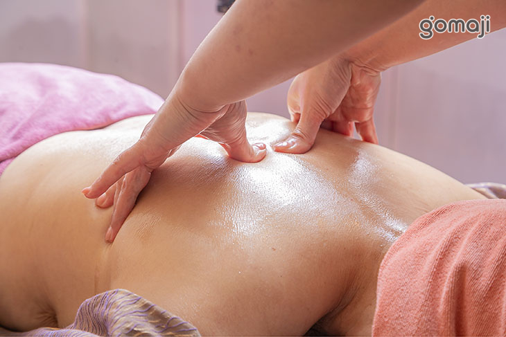 全⾝經絡養護精油SPA(指定為女師傅服務,搭配沙龍複⽅養護精油)