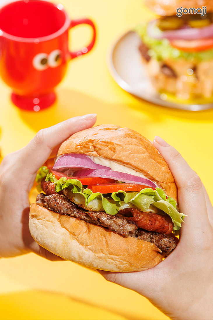 終極大口吃起司漢堡