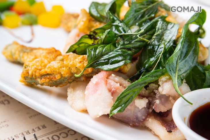 義式炸中捲佐辣味番茄沙司