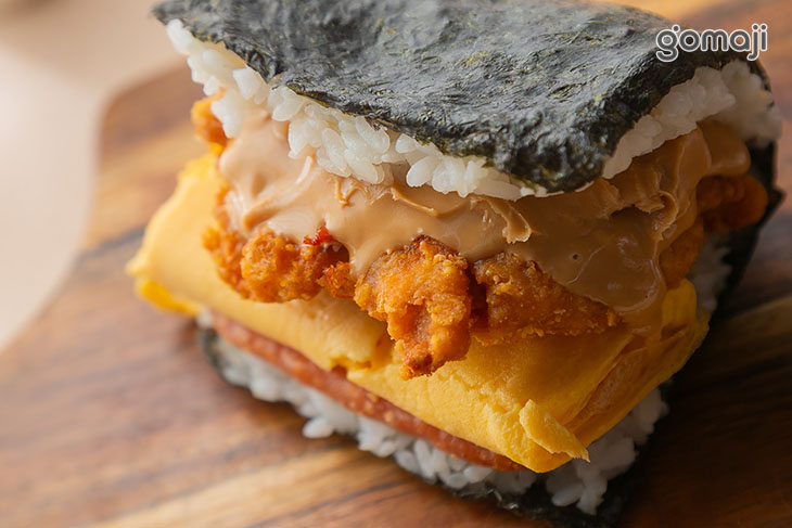 花生卡啦雞飯糰