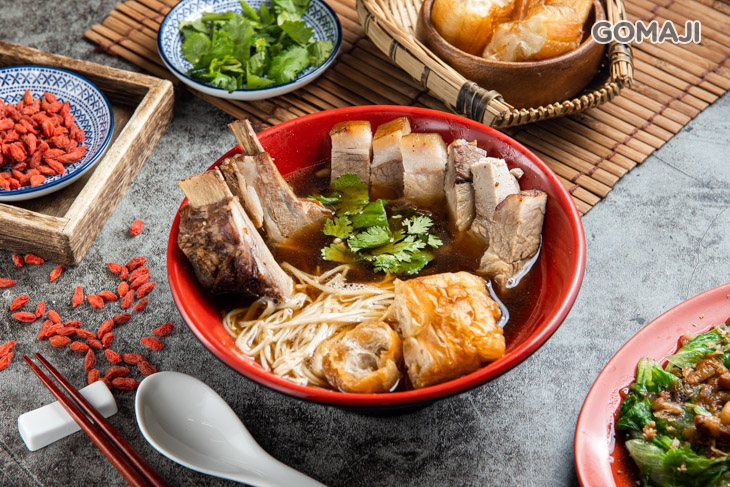 招牌肉骨茶