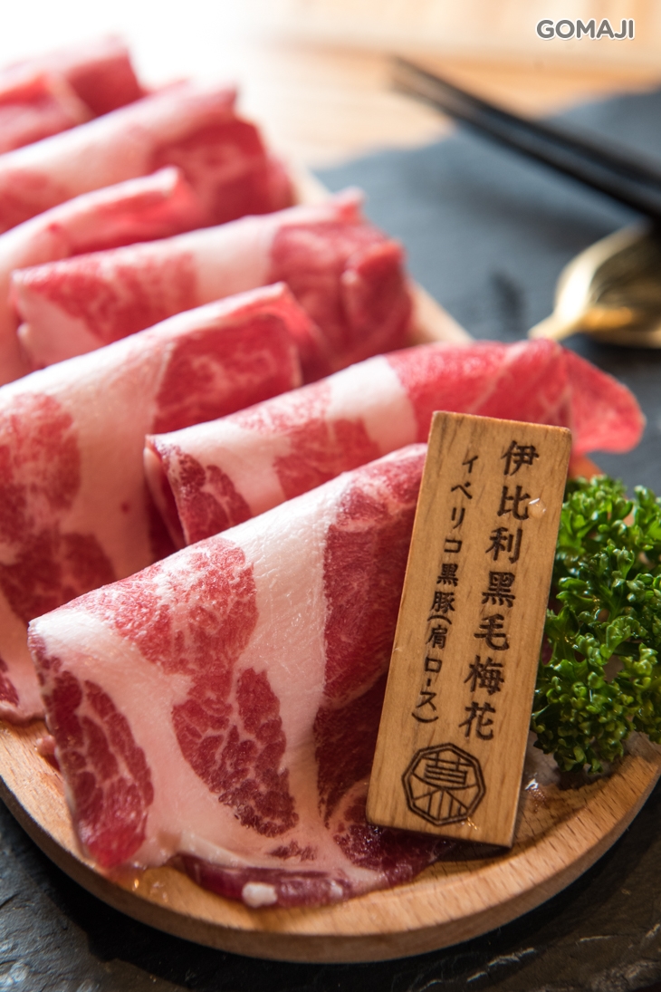 伊比利黑毛梅花