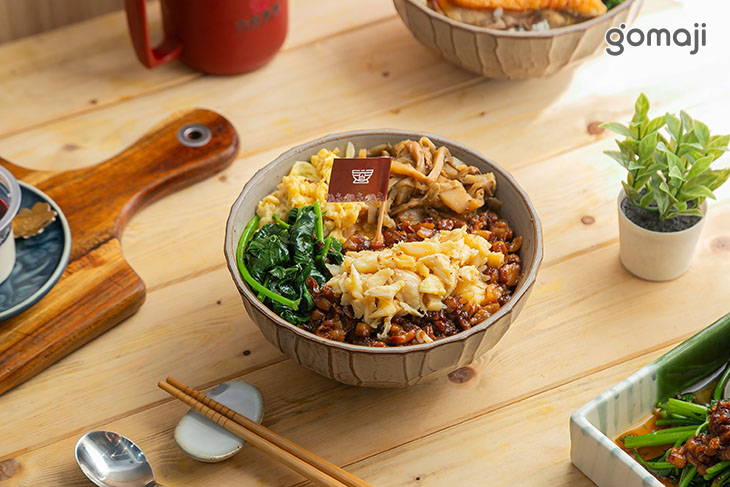 極品蟹肉滷肉飯