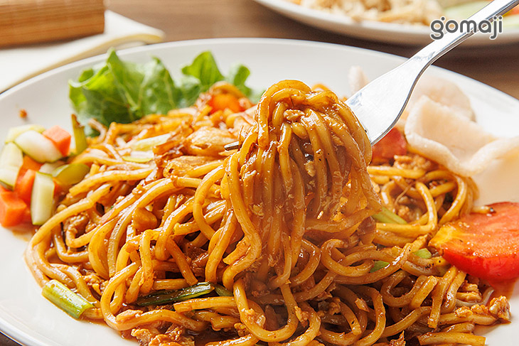 有薇道招牌炒麵