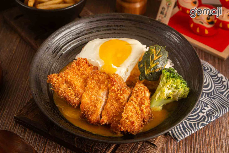 豬排咖哩飯