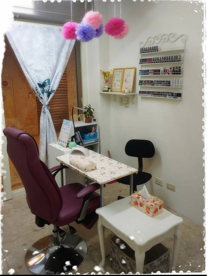 艾薇兒美甲美睫眉藝