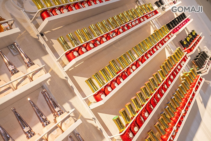 靚晶晶美甲美睫紋繡護膚館