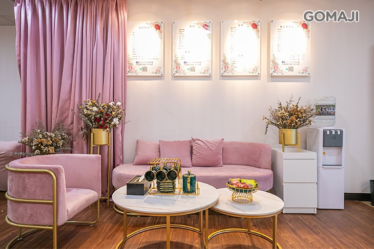 靚晶晶美甲美睫紋繡護膚館