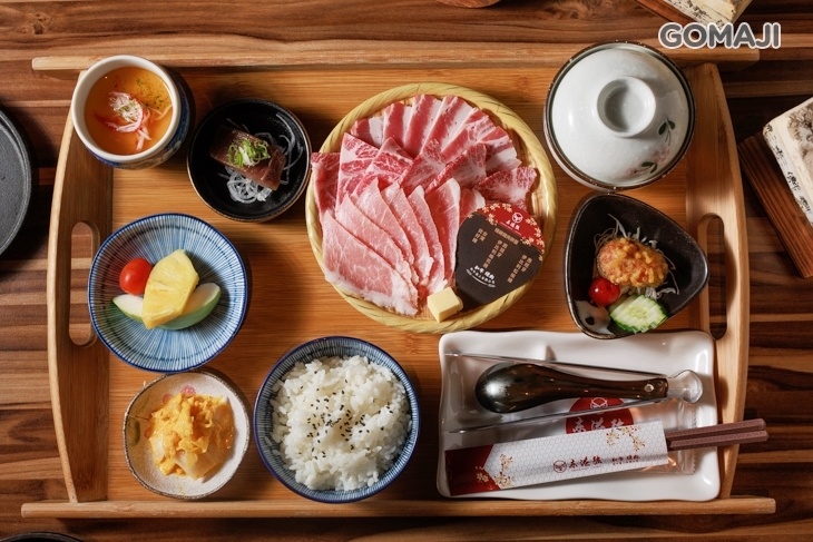 東港強 和牛 燒肉 定食