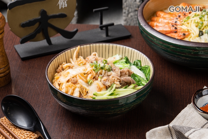 韓式泡菜牛五花拌飯 