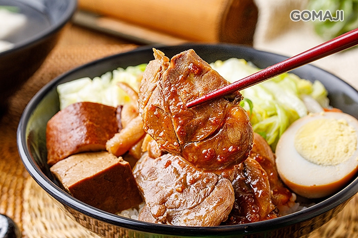  遠處飄香滷香腱飯